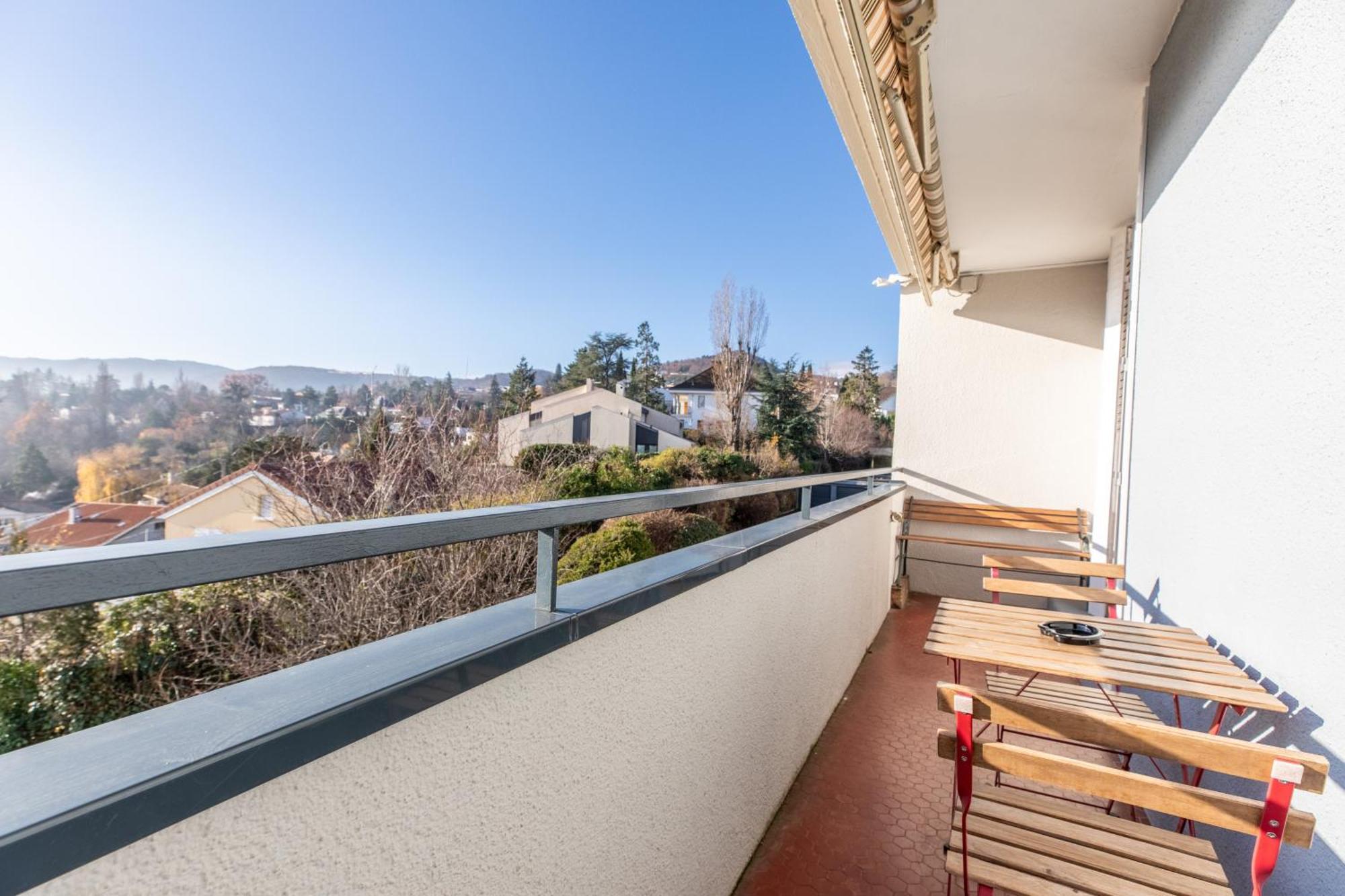 Entre Ville Et Nature - Les Hauts De Clermont Avec Garage Gratuit Екстериор снимка